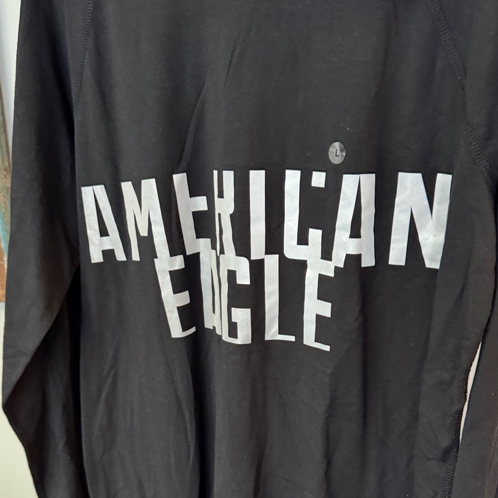 American Eagle Outfitters Black Long Sleeve Tee - Picture 4 of 10